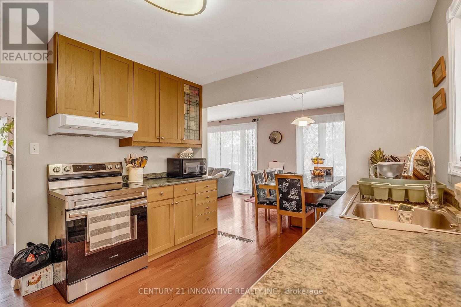 4 Hallow Crescent, Toronto, Ontario  M9W 2V9 - Photo 14 - W12521260