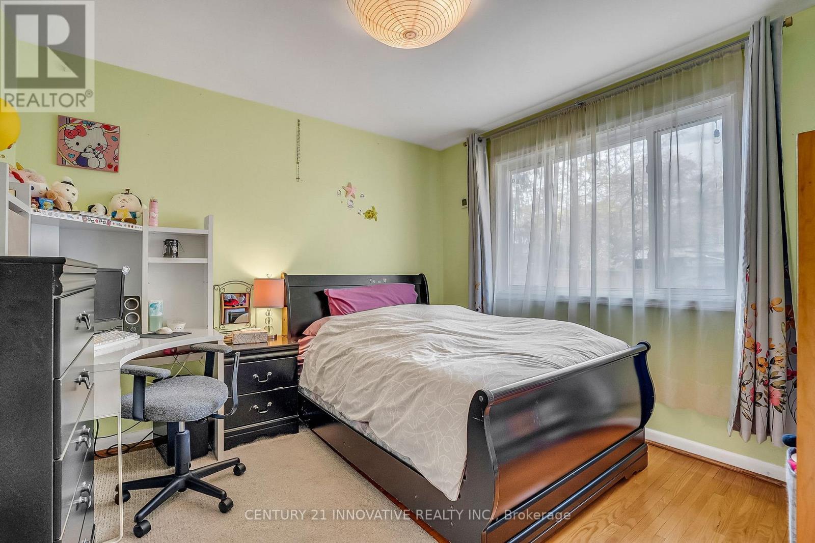 4 Hallow Crescent, Toronto, Ontario  M9W 2V9 - Photo 20 - W12521260