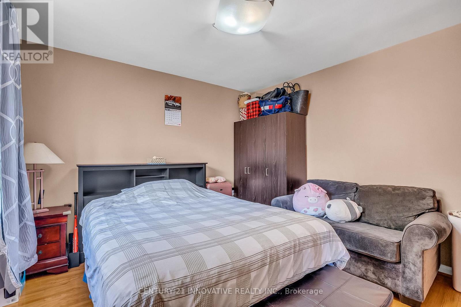 4 Hallow Crescent, Toronto, Ontario  M9W 2V9 - Photo 18 - W12521260