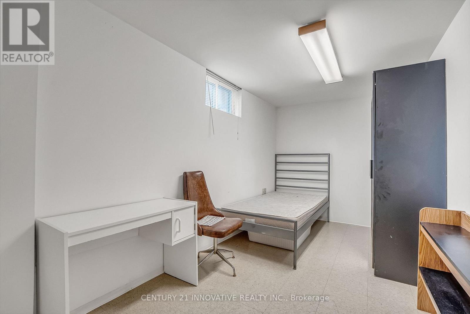 4 Hallow Crescent, Toronto, Ontario  M9W 2V9 - Photo 39 - W12521260