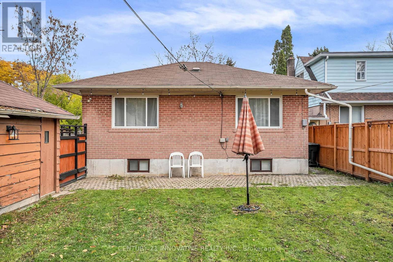 4 Hallow Crescent, Toronto, Ontario  M9W 2V9 - Photo 48 - W12521260