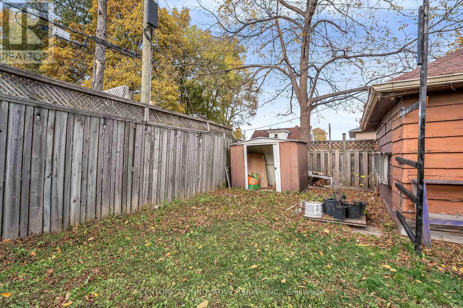 4 Hallow Crescent, Toronto, Ontario  M9W 2V9 - Photo 49 - W12521260