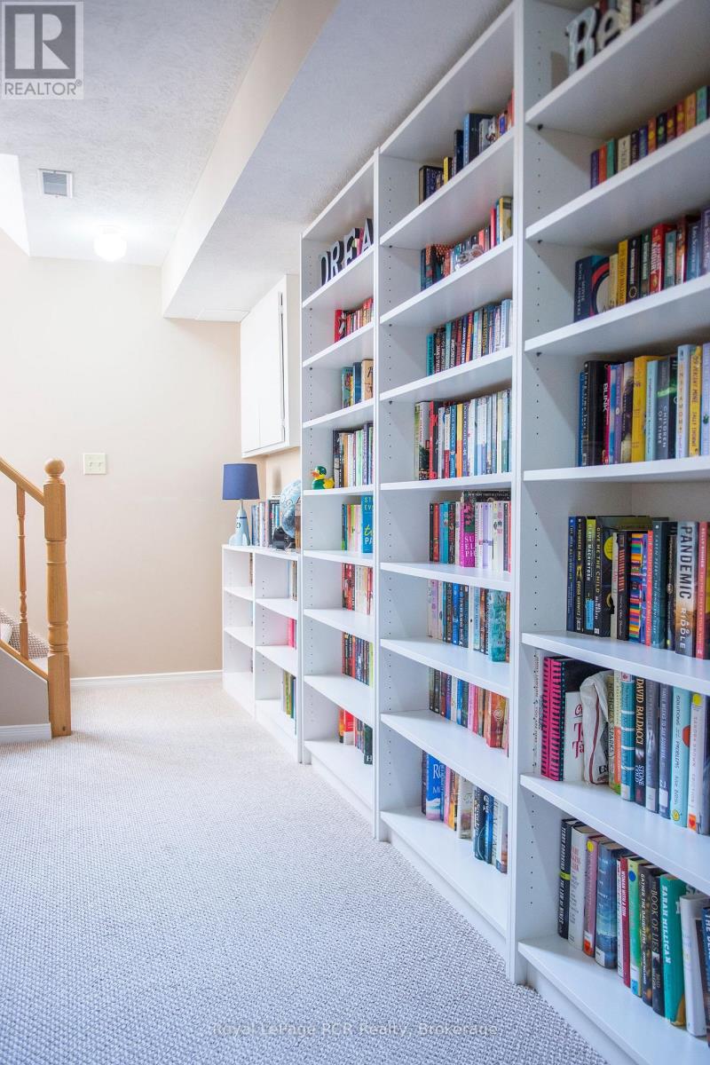 872 9th A East Avenue, Owen Sound, Ontario N4K 6Y6 - Photo 12 - X12526512