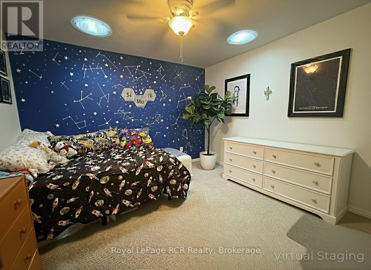 872 9th A East Avenue, Owen Sound, Ontario N4K 6Y6 - Photo 8 - X12526512