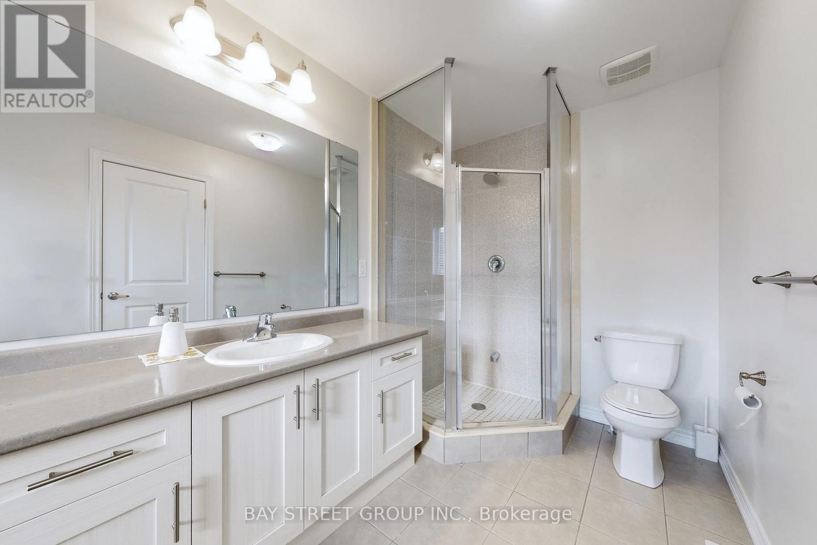 7 Paper Mills Crescent, Richmond Hill, Ontario  L4E 0V5 - Photo 25 - N12526532