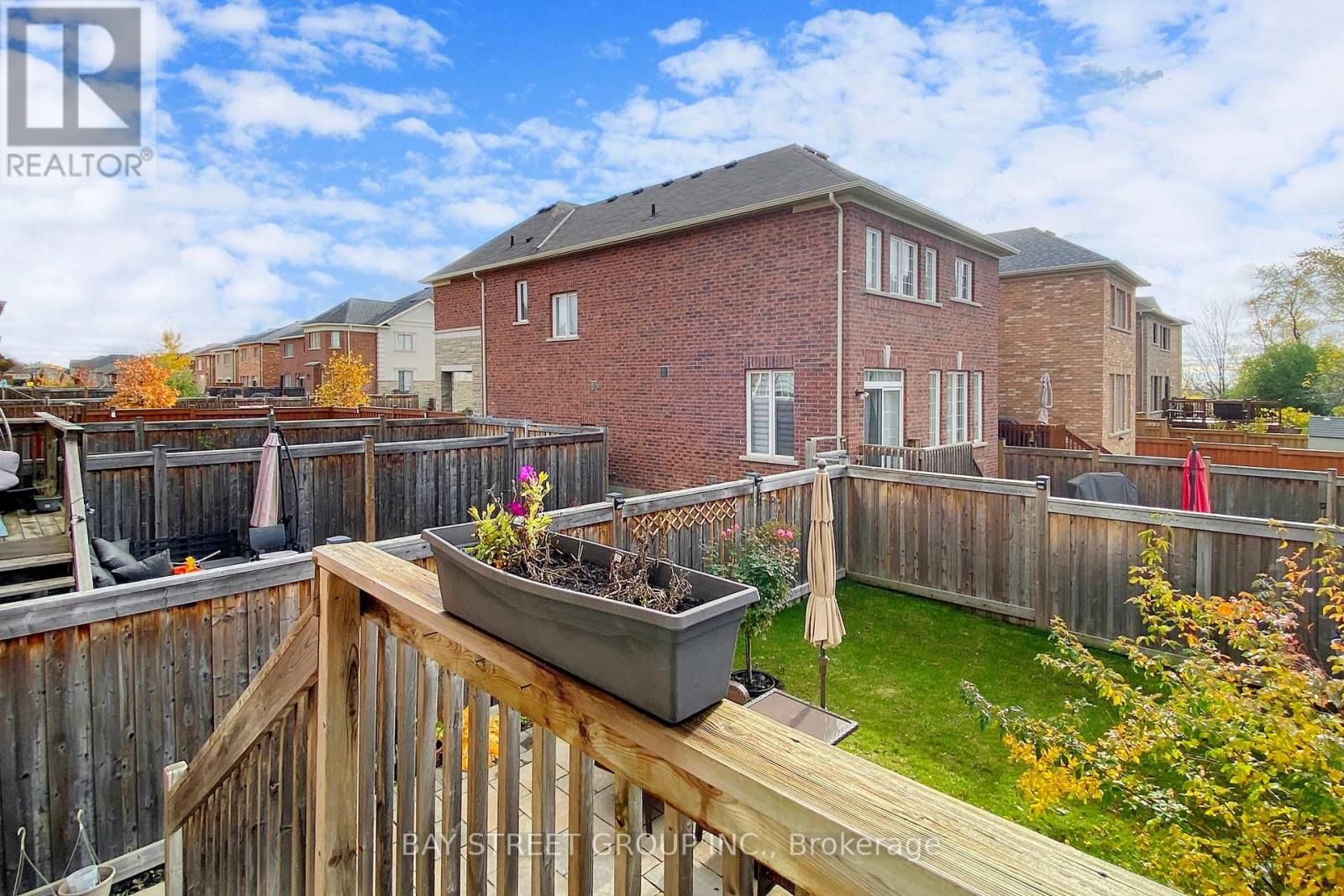 7 Paper Mills Crescent, Richmond Hill, Ontario  L4E 0V5 - Photo 34 - N12526532