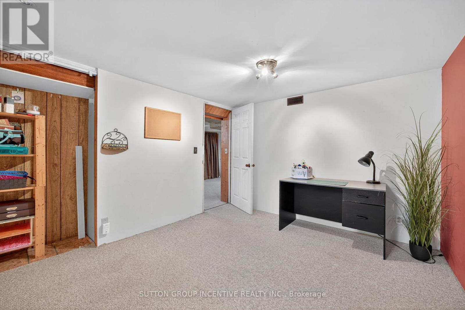 2 Derby Street, Orillia, Ontario  L3V 5R5 - Photo 25 - S12526524