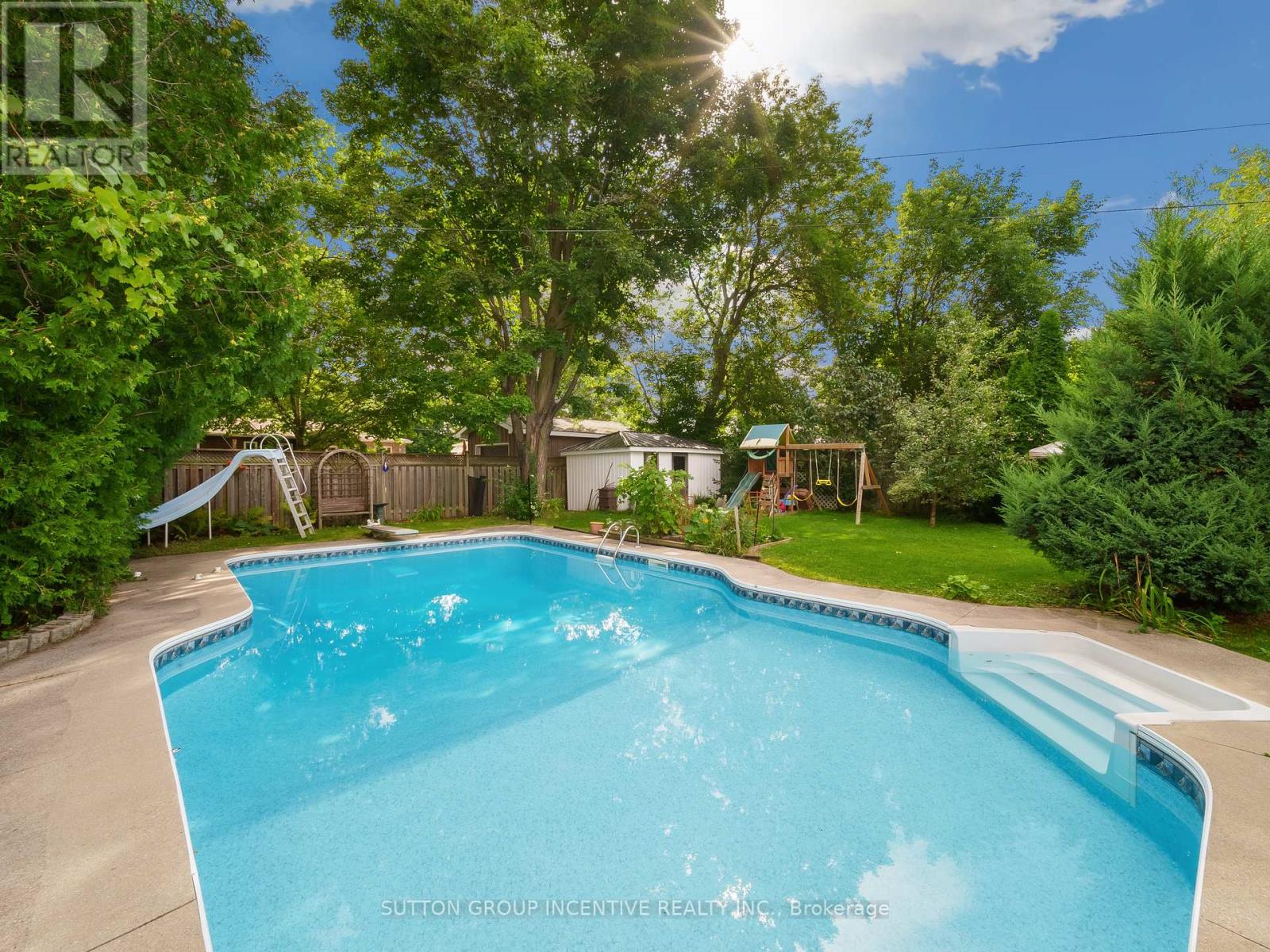 2 Derby Street, Orillia, Ontario  L3V 5R5 - Photo 28 - S12526524