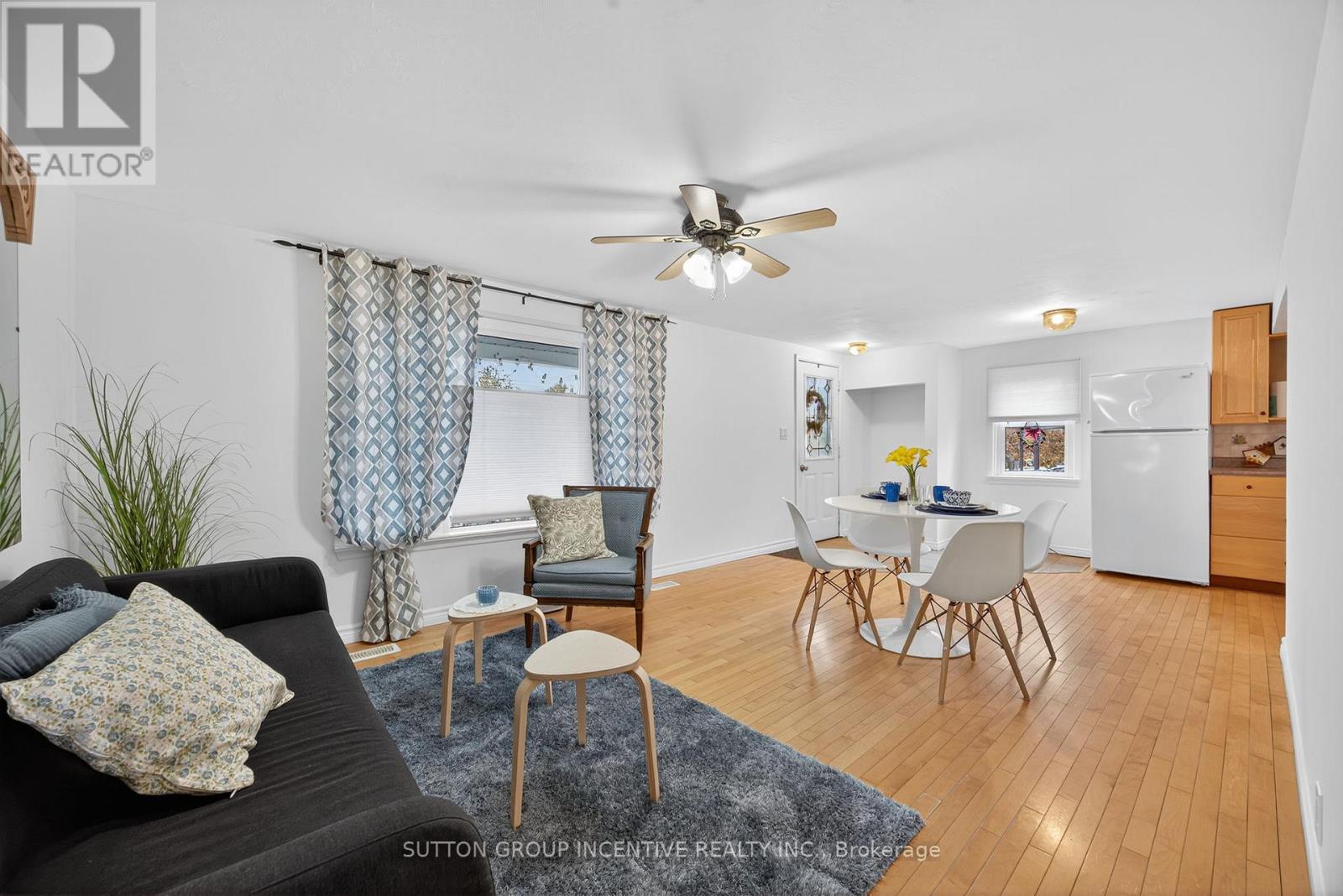 2 Derby Street, Orillia, Ontario  L3V 5R5 - Photo 8 - S12526524