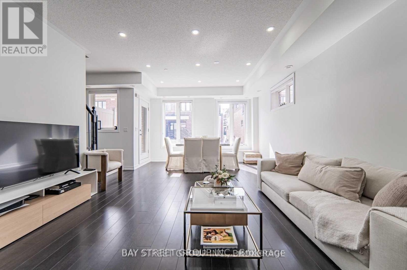 14 - 10 Carnation Avenue, Toronto, Ontario  M8V 0B8 - Photo 13 - W12526510