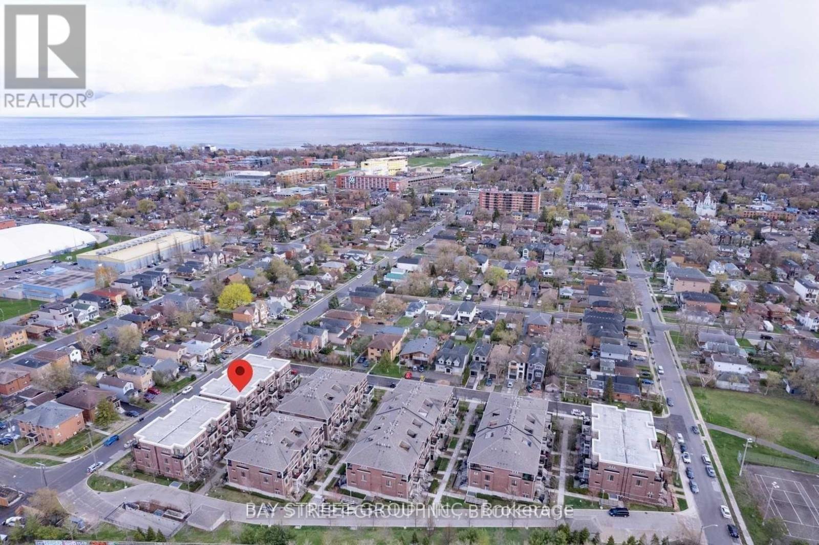 14 - 10 Carnation Avenue, Toronto, Ontario  M8V 0B8 - Photo 5 - W12526510