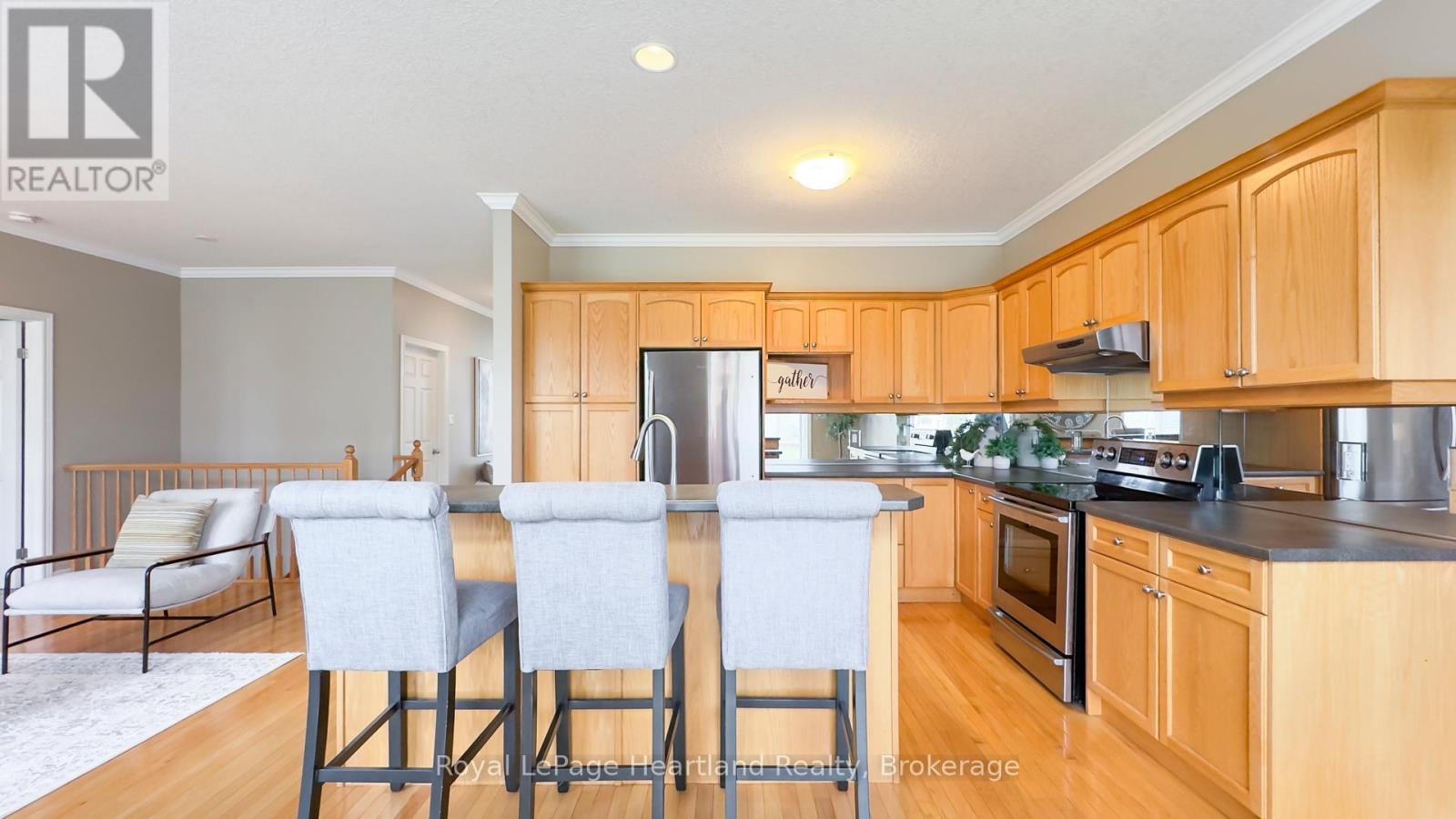 2 - 575 Mcgarrell Place, London North, Ontario N6G 5L3 - Photo 18 - X12526550