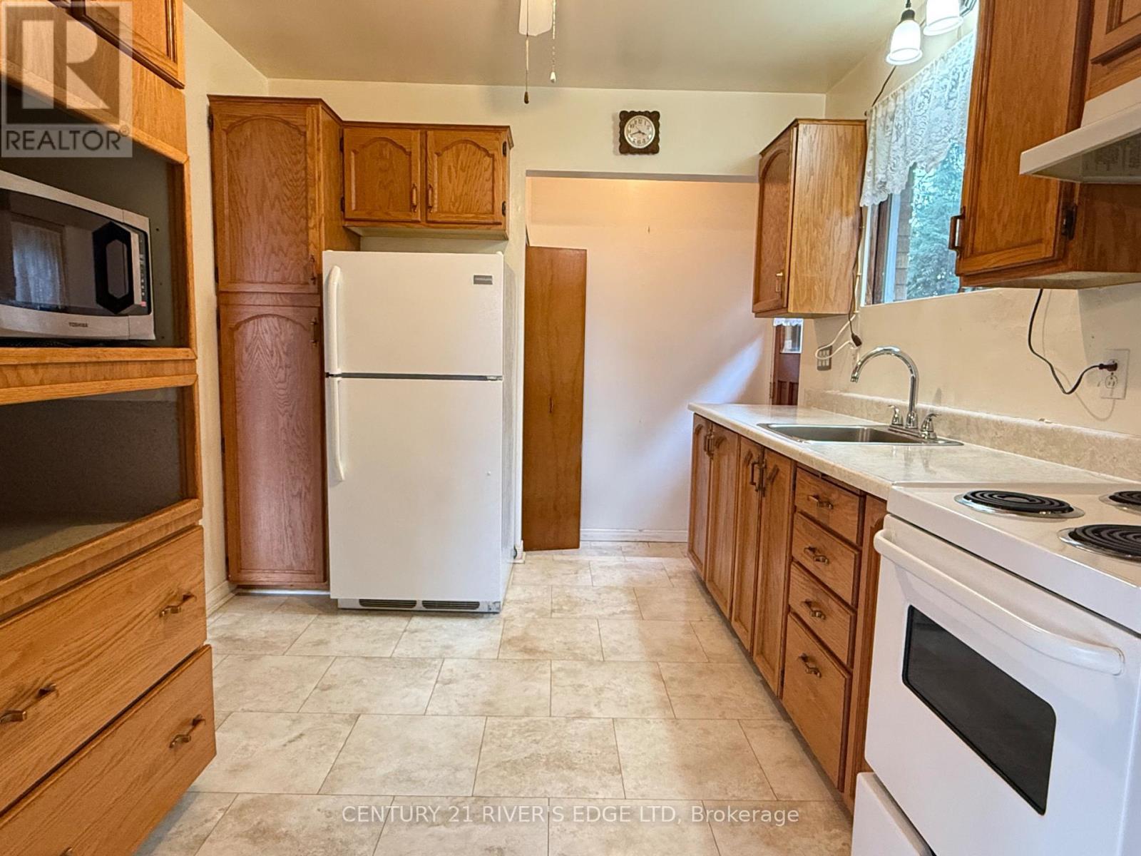 2527 Needham Crescent, Ottawa, Ontario  K1V 6K1 - Photo 13 - X12526552