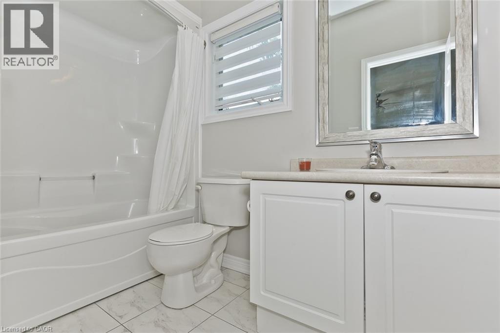 200 Regatta Drive, Welland, Ontario  L3B 6E8 - Photo 17 - 40786811