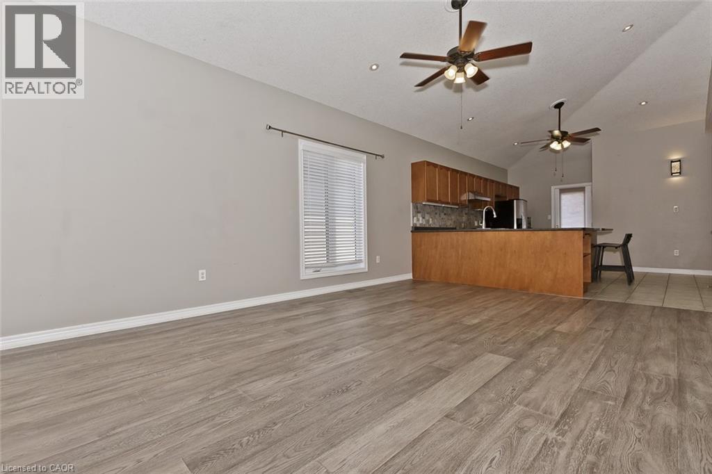 200 Regatta Drive, Welland, Ontario  L3B 6E8 - Photo 6 - 40786811