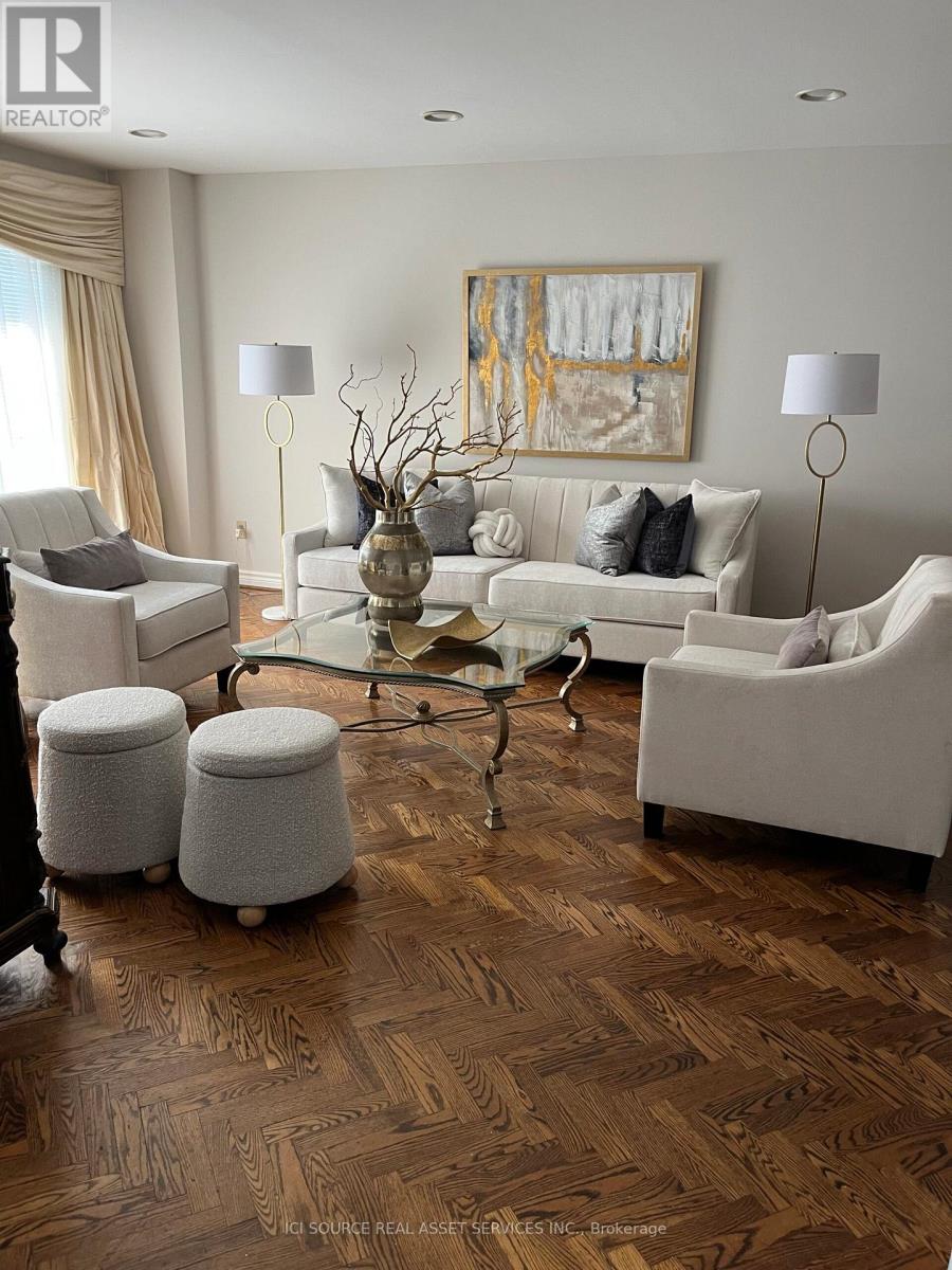 104 Almore Avenue, Toronto (Clanton Park), Ontario  M3H 2H5 - Photo 2 - C12414211