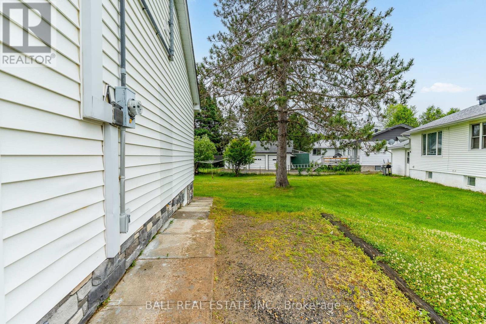 3 Larch Street, Highlands East, Ontario K0L 1M0 - Photo 3 - X12437933