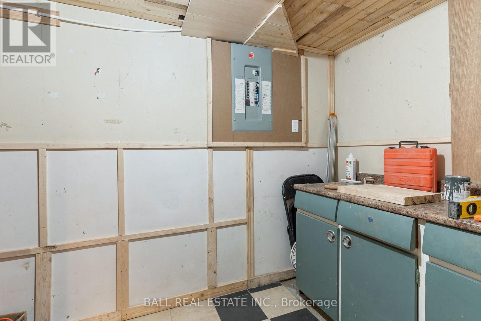 3 Larch Street, Highlands East, Ontario K0L 1M0 - Photo 30 - X12437933