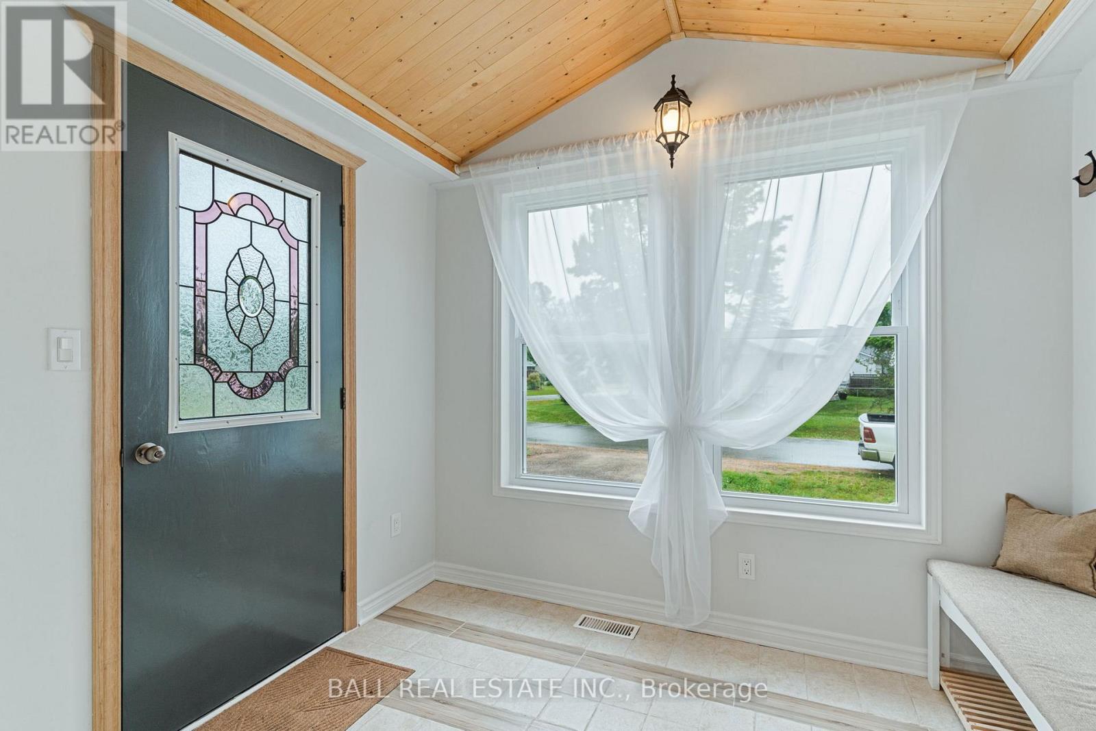 3 Larch Street, Highlands East, Ontario K0L 1M0 - Photo 5 - X12437933