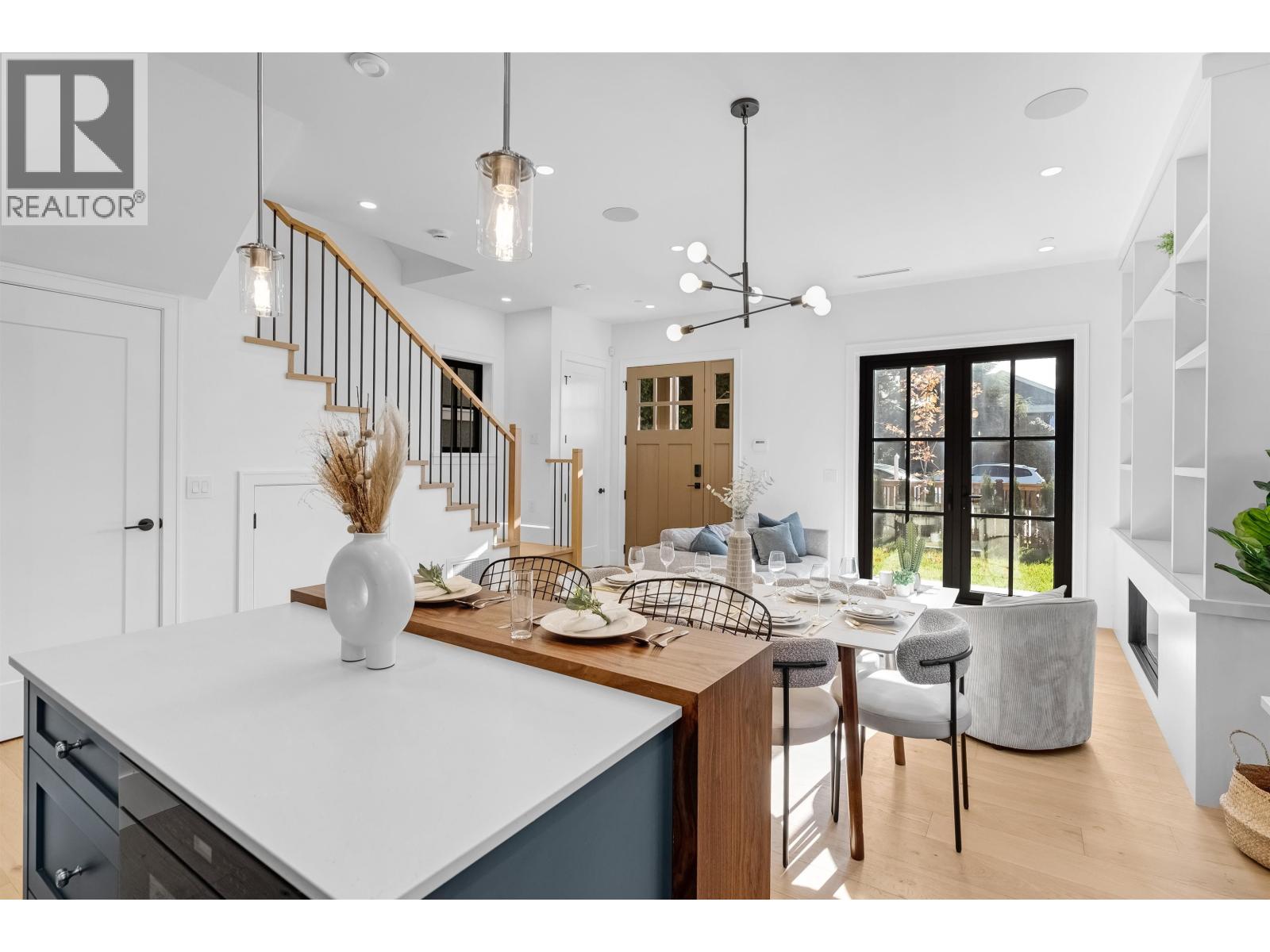 1 2565 Dundas Street, Vancouver, British Columbia  V5K 1P7 - Photo 10 - R3065992