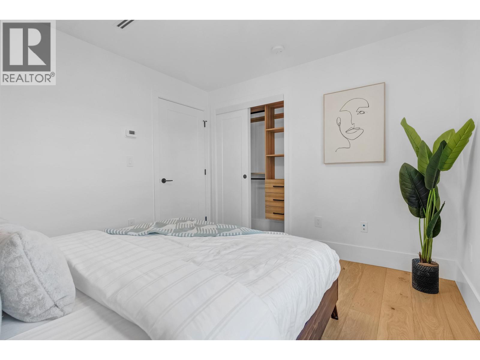 1 2565 Dundas Street, Vancouver, British Columbia  V5K 1P7 - Photo 16 - R3065992