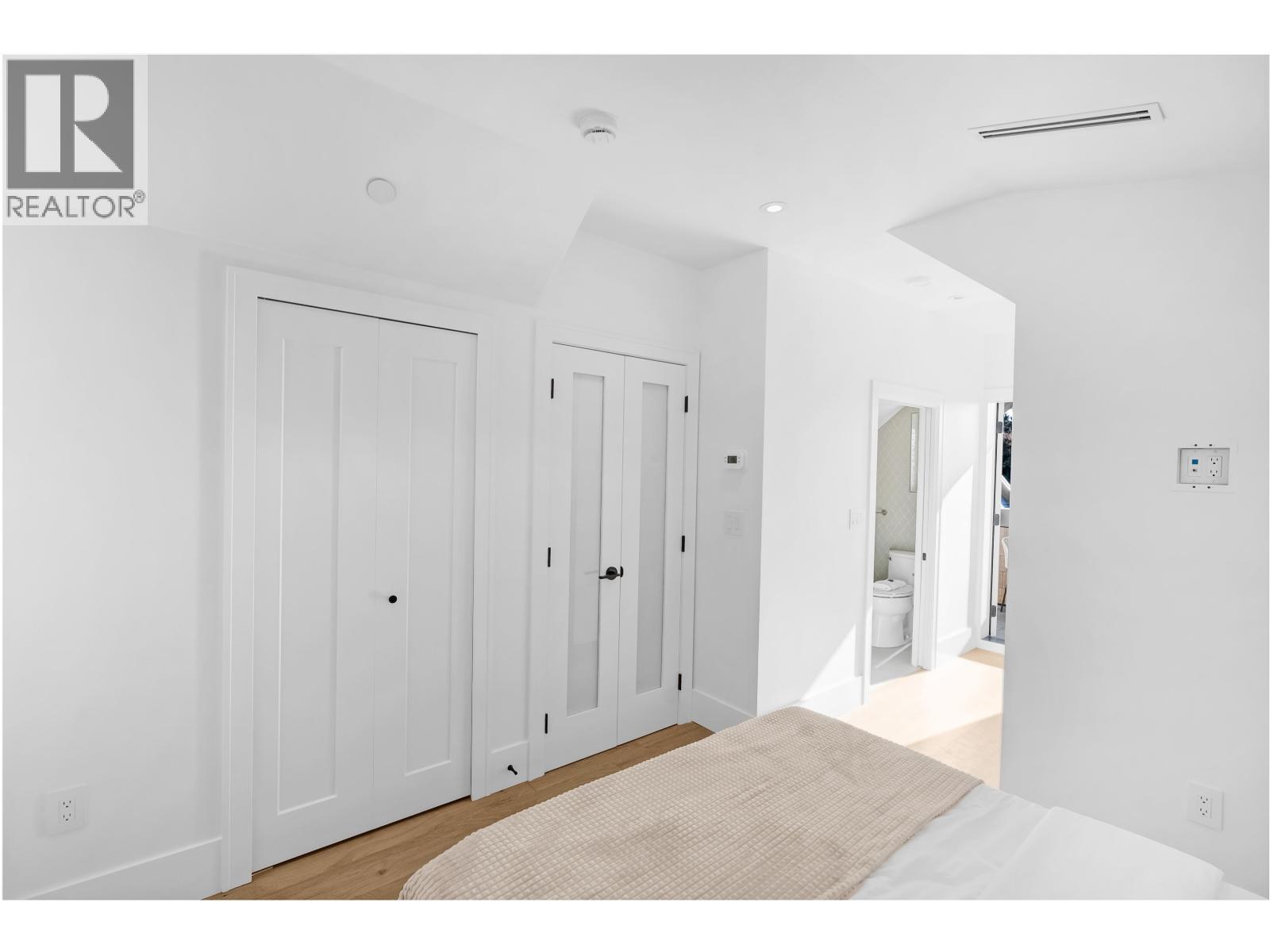 1 2565 Dundas Street, Vancouver, British Columbia  V5K 1P7 - Photo 24 - R3065992