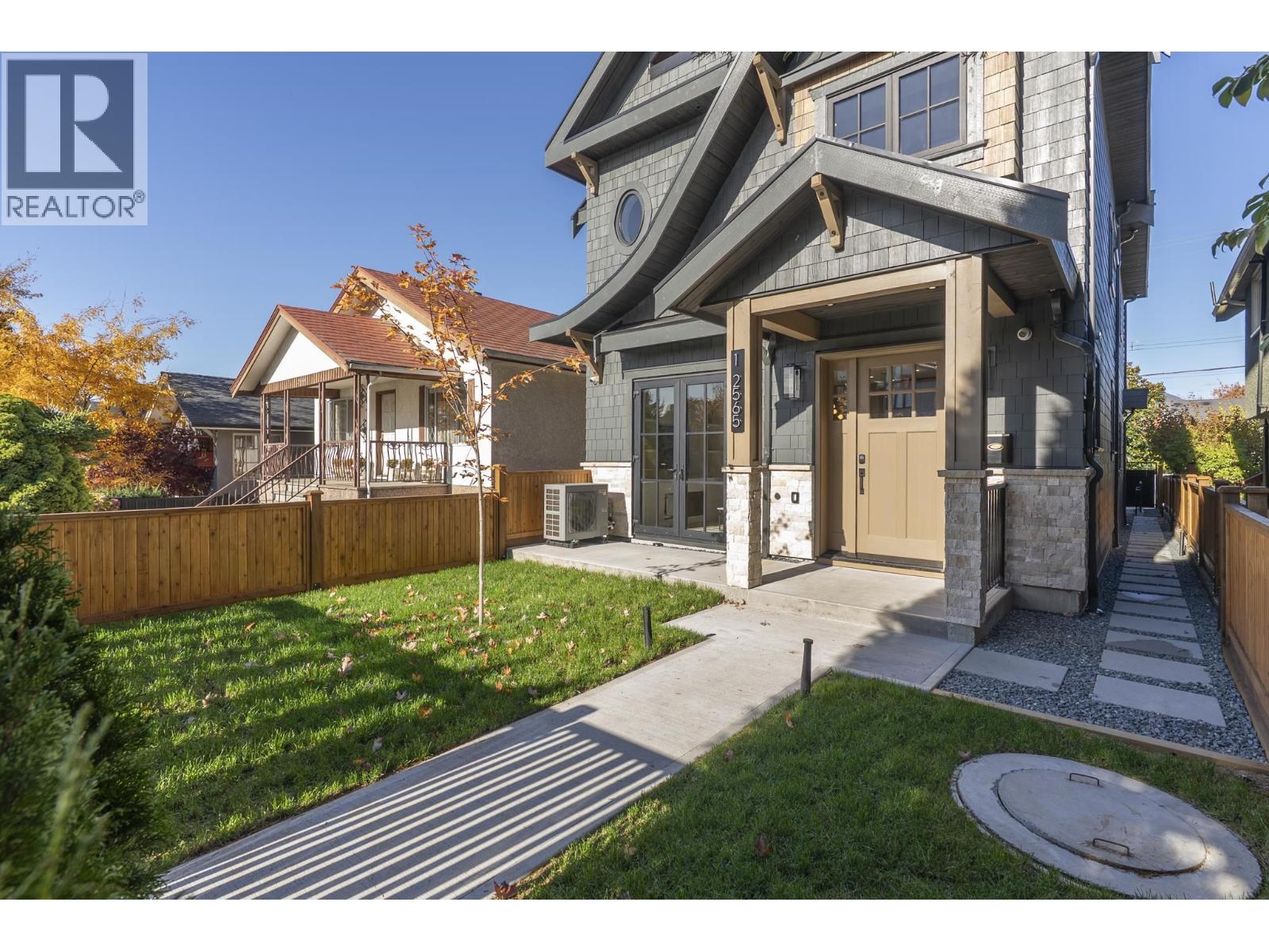 1 2565 Dundas Street, Vancouver, British Columbia  V5K 1P7 - Photo 31 - R3065992