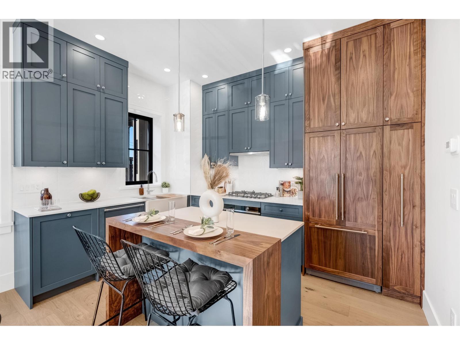 1 2565 Dundas Street, Vancouver, British Columbia  V5K 1P7 - Photo 9 - R3065992