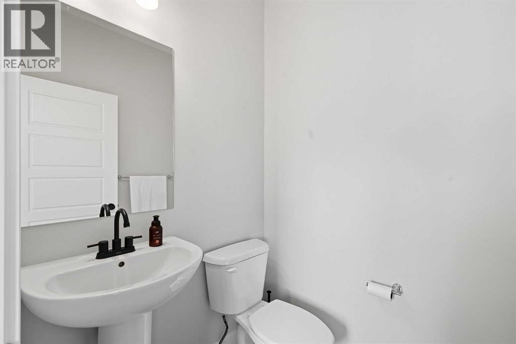 443 Hillcrest Manor Sw, Airdrie, Alberta  T4B 4K1 - Photo 18 - A2256936