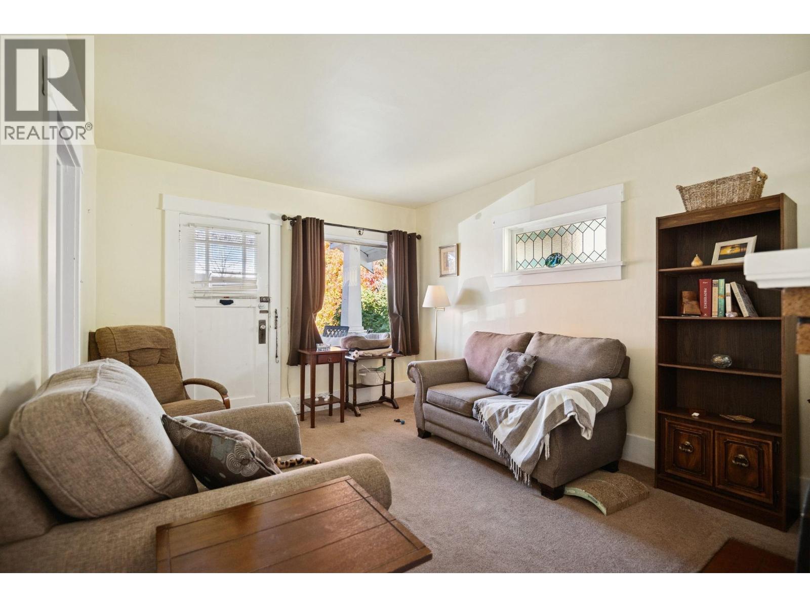 2258 Kitchener Street, Vancouver, British Columbia V5L 2X2 - Photo 10 - R3065986