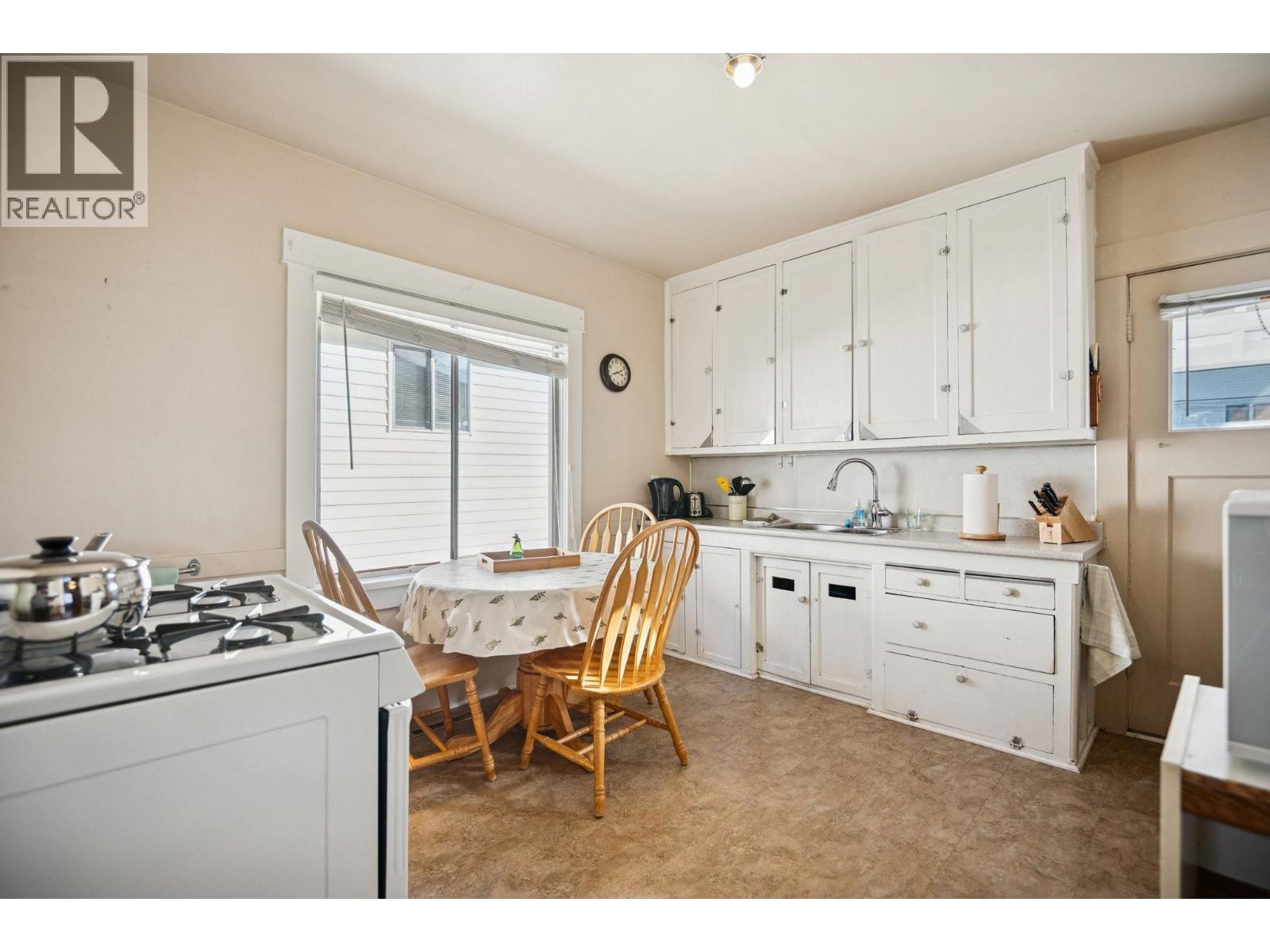 2258 Kitchener Street, Vancouver, British Columbia V5L 2X2 - Photo 15 - R3065986