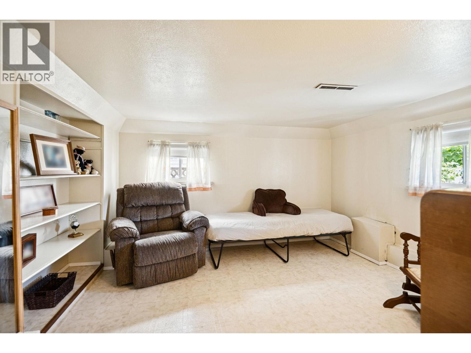 2258 Kitchener Street, Vancouver, British Columbia V5L 2X2 - Photo 24 - R3065986