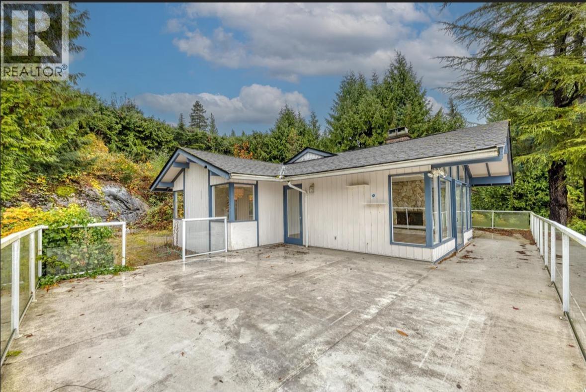 1380 Burnside Road Street, West Vancouver, British Columbia  V7S 2P5 - Photo 14 - R3065984