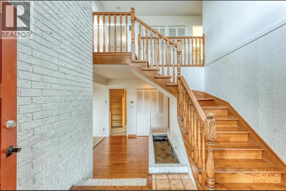 1380 Burnside Road Street, West Vancouver, British Columbia  V7S 2P5 - Photo 2 - R3065984