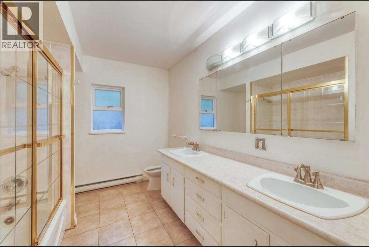 1380 Burnside Road Street, West Vancouver, British Columbia  V7S 2P5 - Photo 4 - R3065984