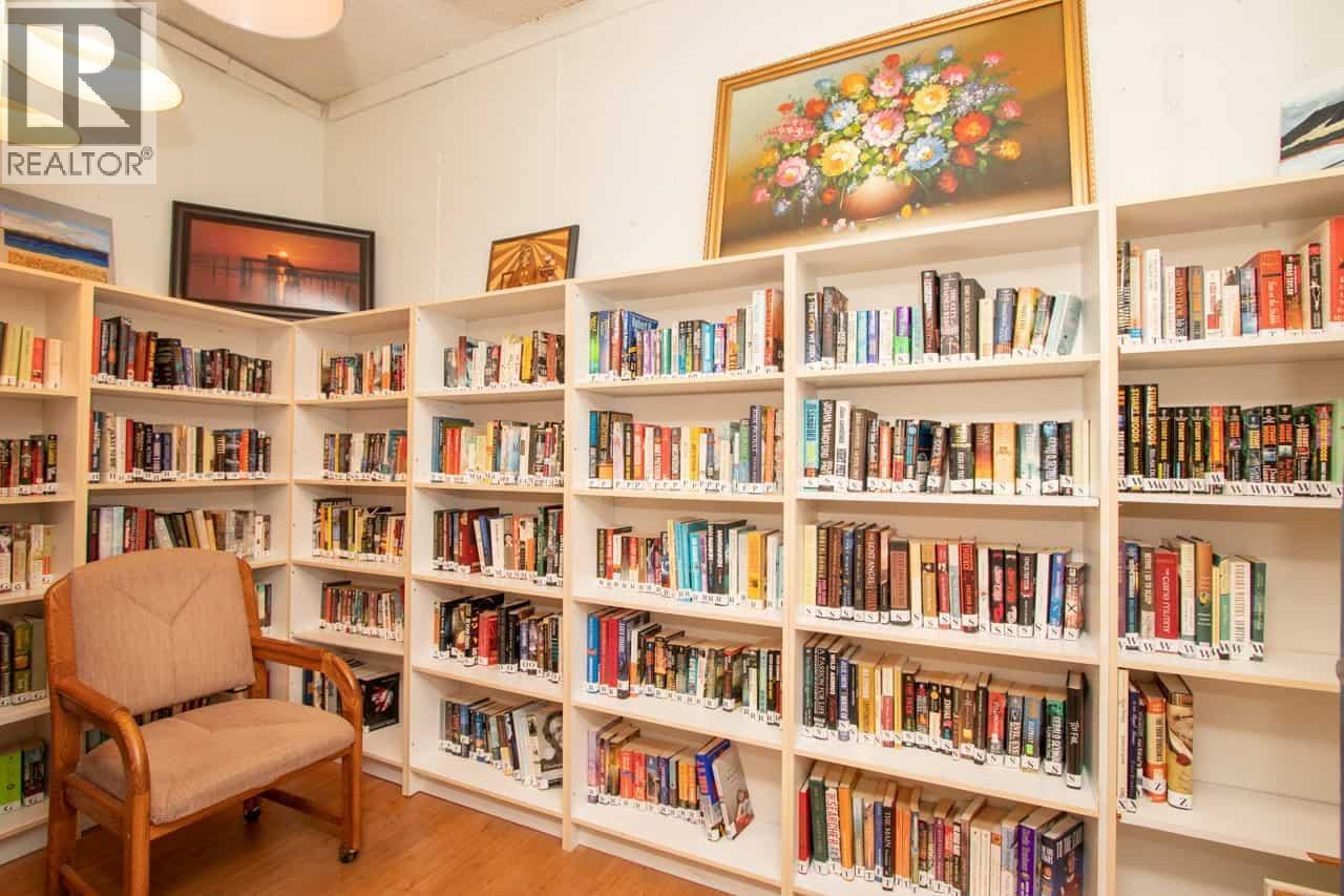 305 2016 Fullerton Avenue, North Vancouver, British Columbia  V7P 3E6 - Photo 16 - R3065987