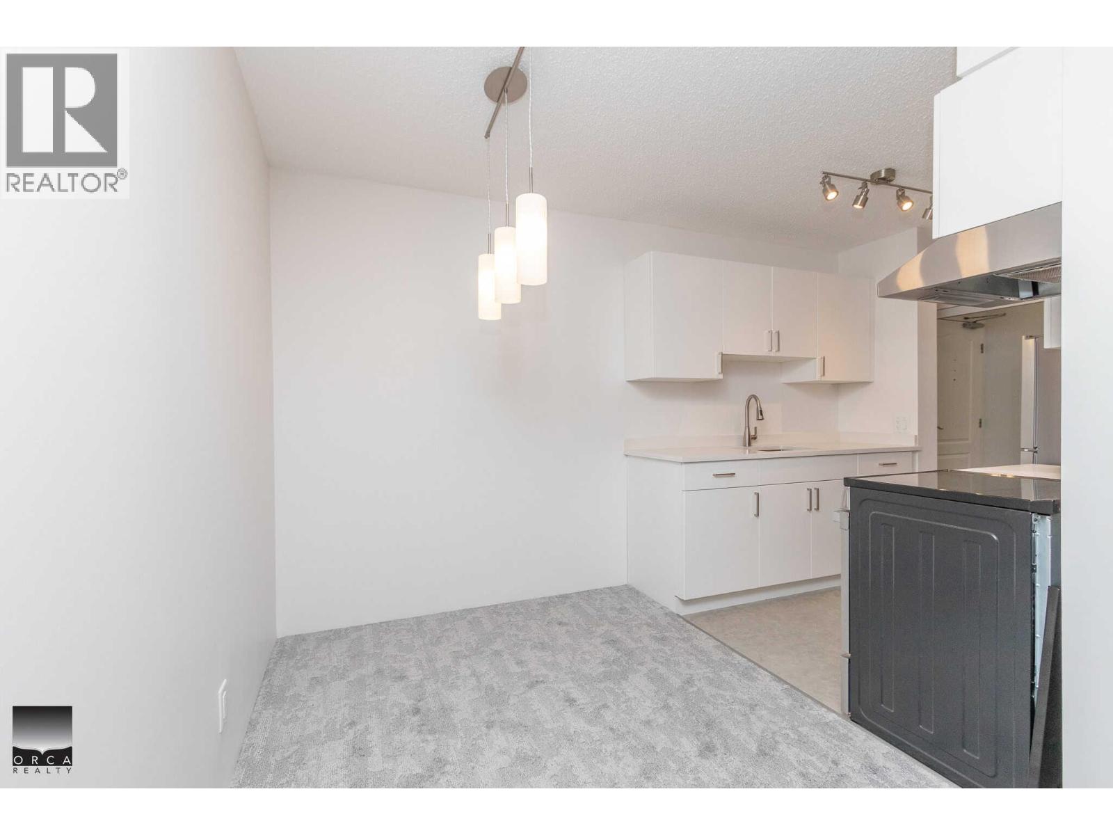 305 2016 Fullerton Avenue, North Vancouver, British Columbia  V7P 3E6 - Photo 19 - R3065987