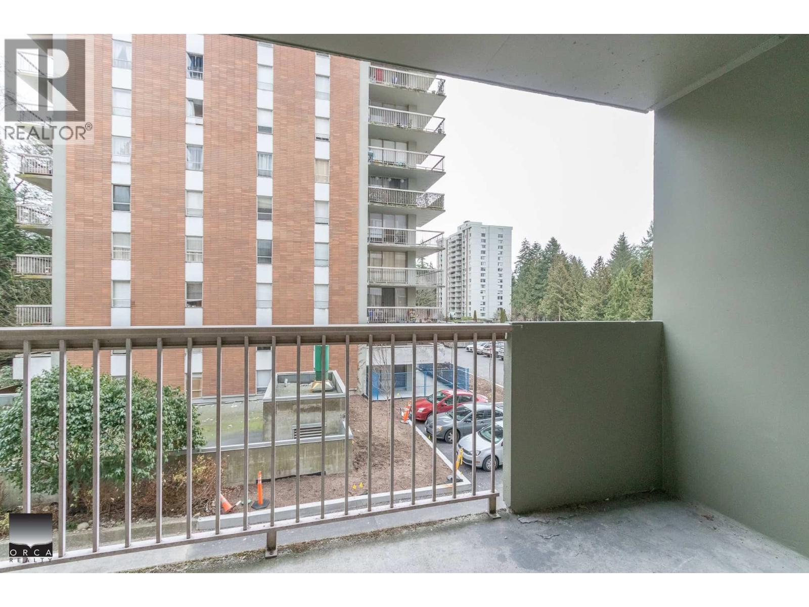 305 2016 Fullerton Avenue, North Vancouver, British Columbia  V7P 3E6 - Photo 2 - R3065987