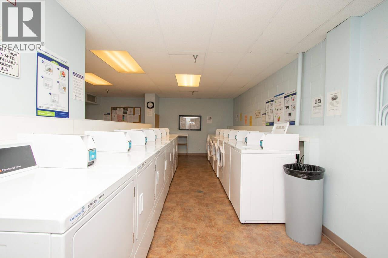 305 2016 Fullerton Avenue, North Vancouver, British Columbia  V7P 3E6 - Photo 8 - R3065987