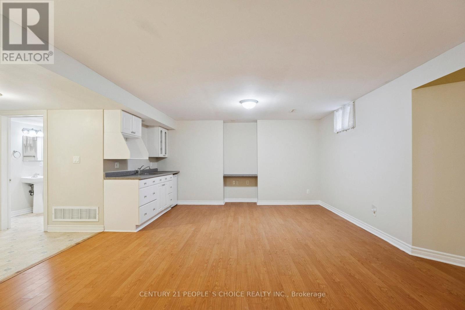 136 Marsellus Drive, Barrie, Ontario  L4N 0E1 - Photo 8 - S12526542