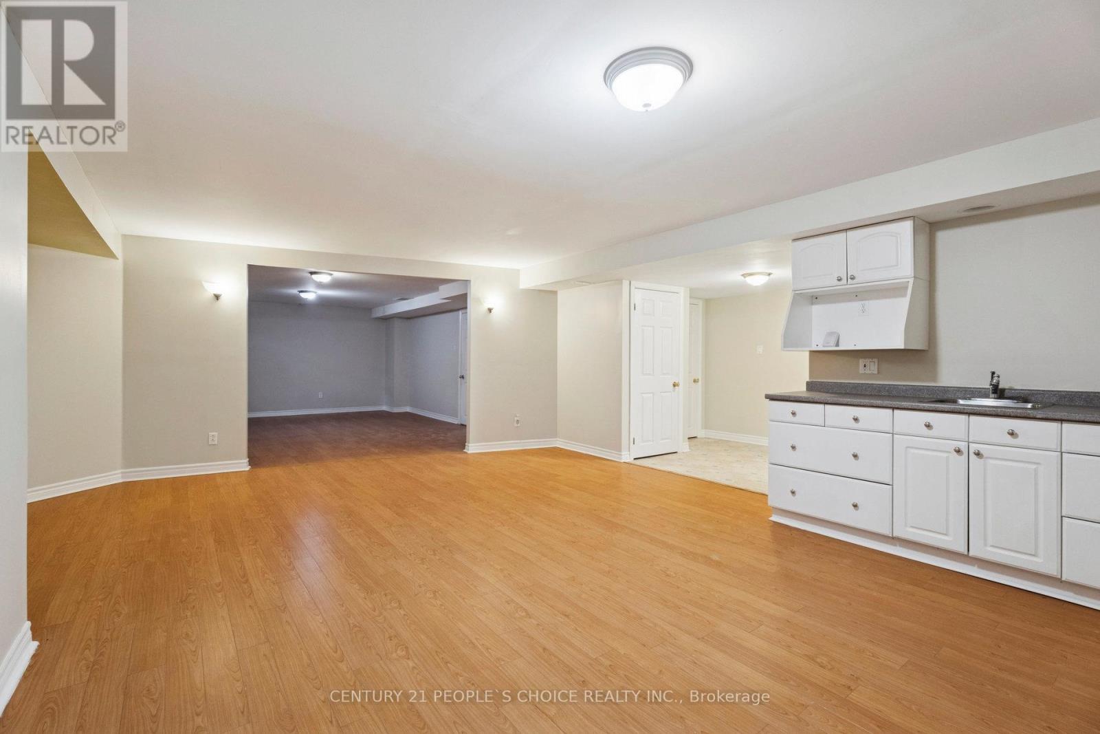 136 Marsellus Drive, Barrie, Ontario  L4N 0E1 - Photo 9 - S12526542