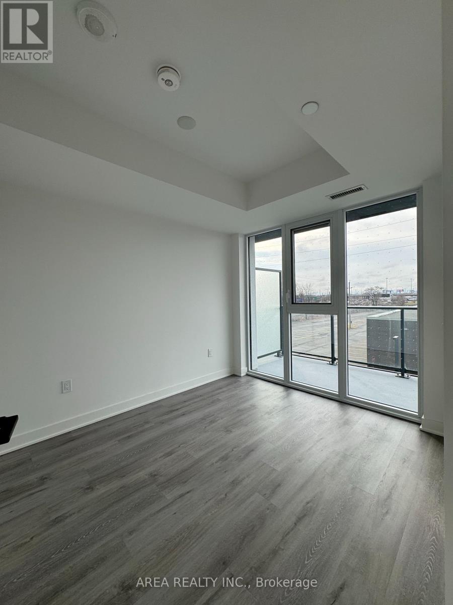 303 - 36 Zorra Street, Toronto, Ontario M8Z 0G5 - Photo 8 - W12526556