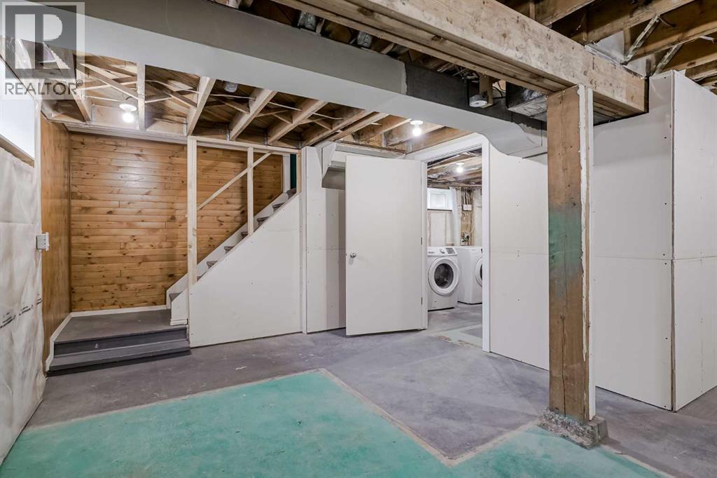 52 Hogarth Crescent Sw, Calgary, Alberta  T2V 3A7 - Photo 27 - A2264506