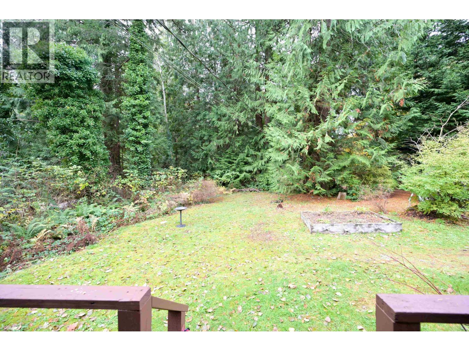 980 Woodley Road, Roberts Creek, British Columbia V0N 2W4 - Photo 14 - R3065985