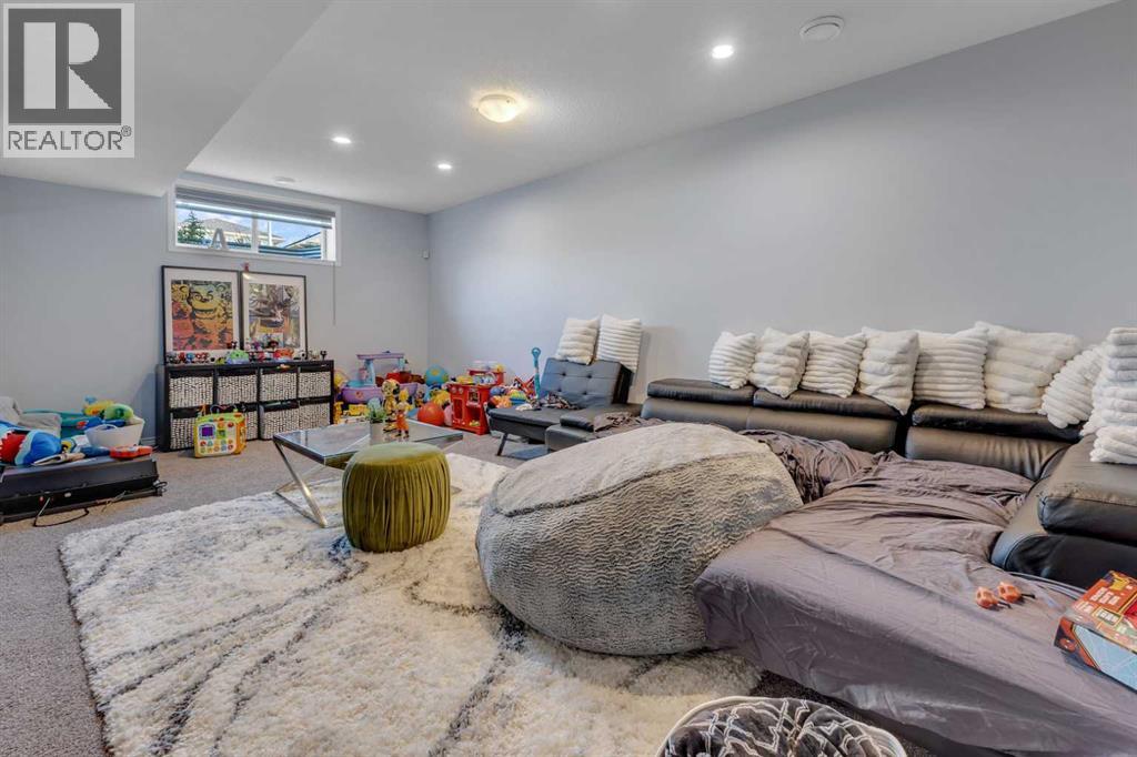 505 Redstone Drive Ne, Calgary, Alberta  T3N 0R2 - Photo 33 - A2269460