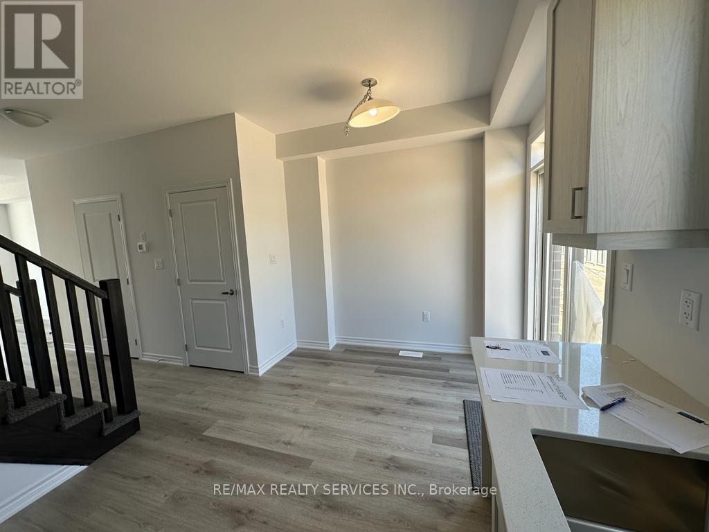 48 - 461 Blackburn Drive, Brantford, Ontario  N3T 0W9 - Photo 3 - X12526536