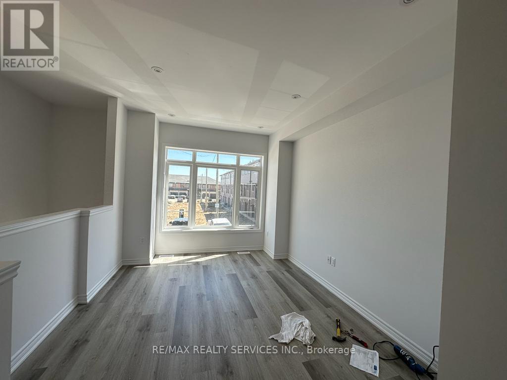 48 - 461 Blackburn Drive, Brantford, Ontario  N3T 0W9 - Photo 4 - X12526536