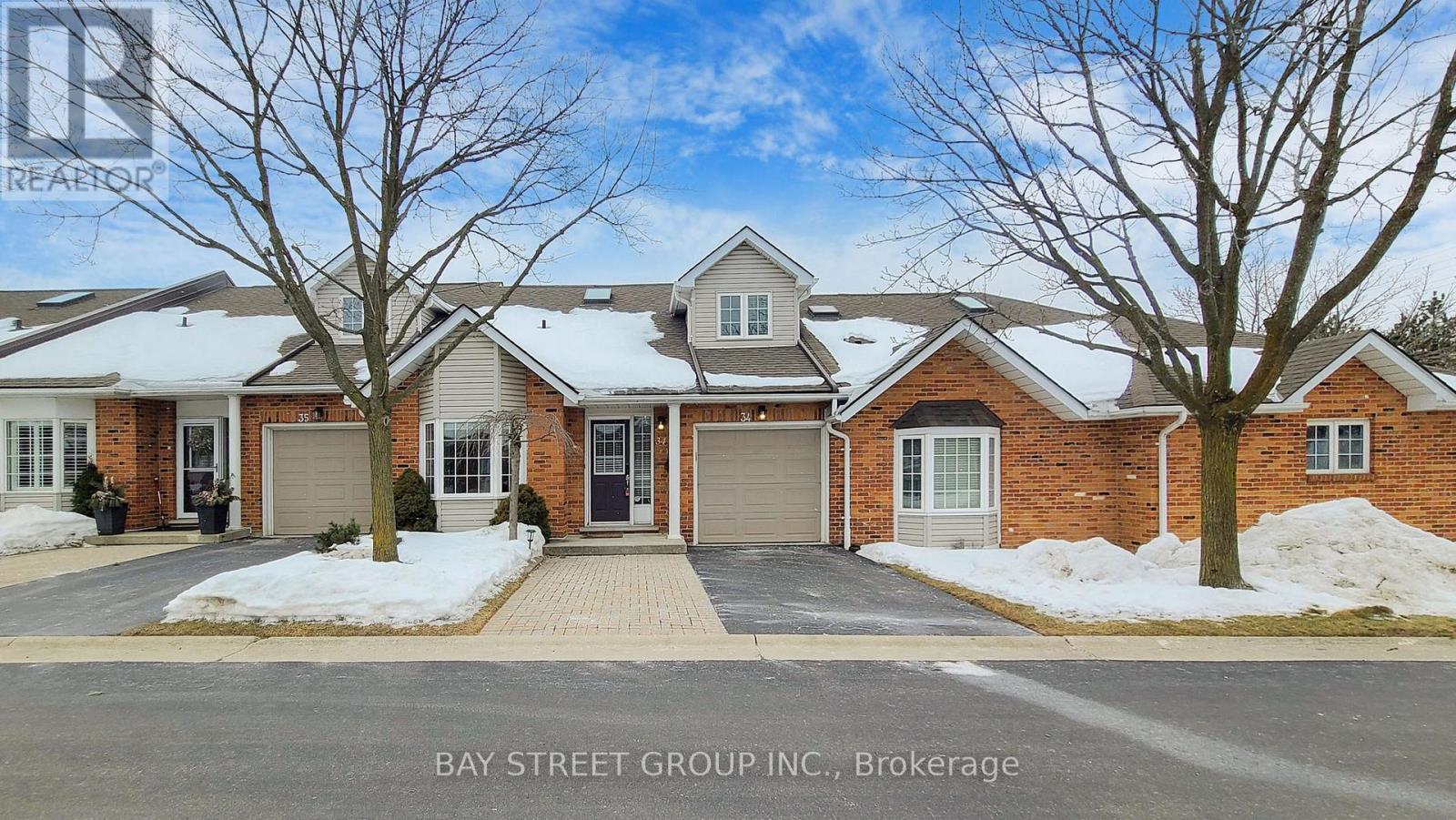 34 - 810 GOLF LINKS ROAD, Hamilton, Ontario