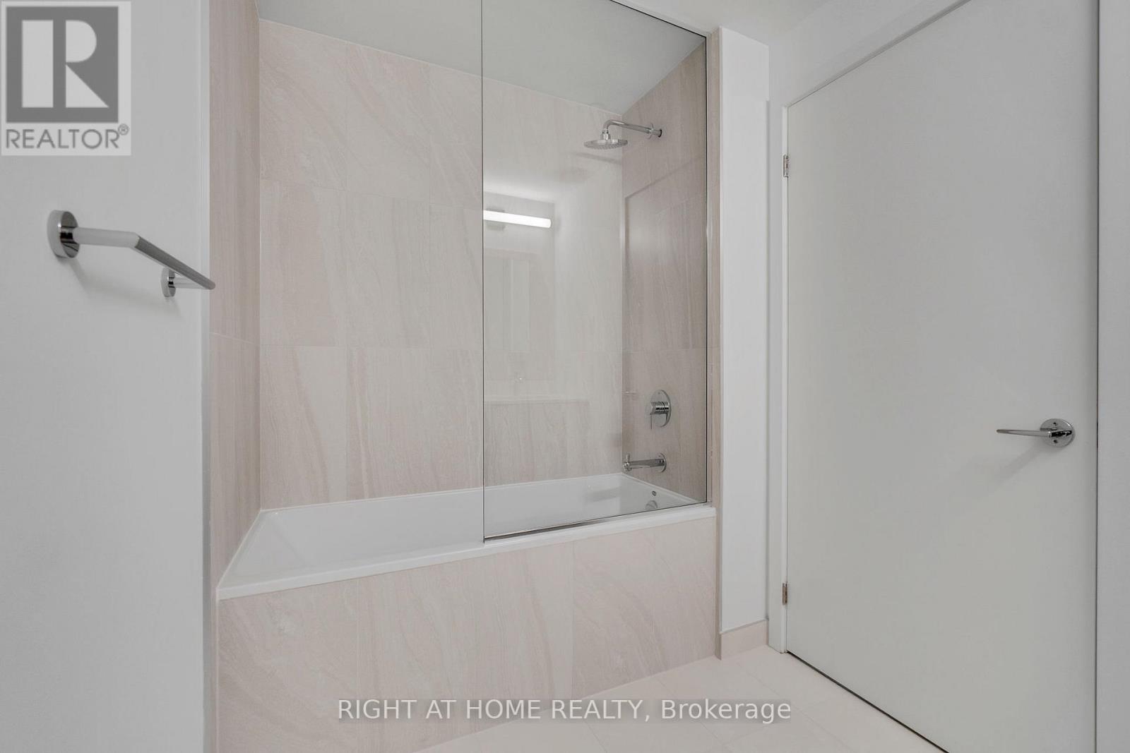 402 - 1007 The Queensway, Toronto, Ontario M8Z 0H4 - Photo 22 - W12518394