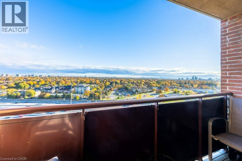 716 The West Mall Drive Unit# 1612, Etobicoke, Ontario  M9C 4X6 - Photo 32 - 40786868